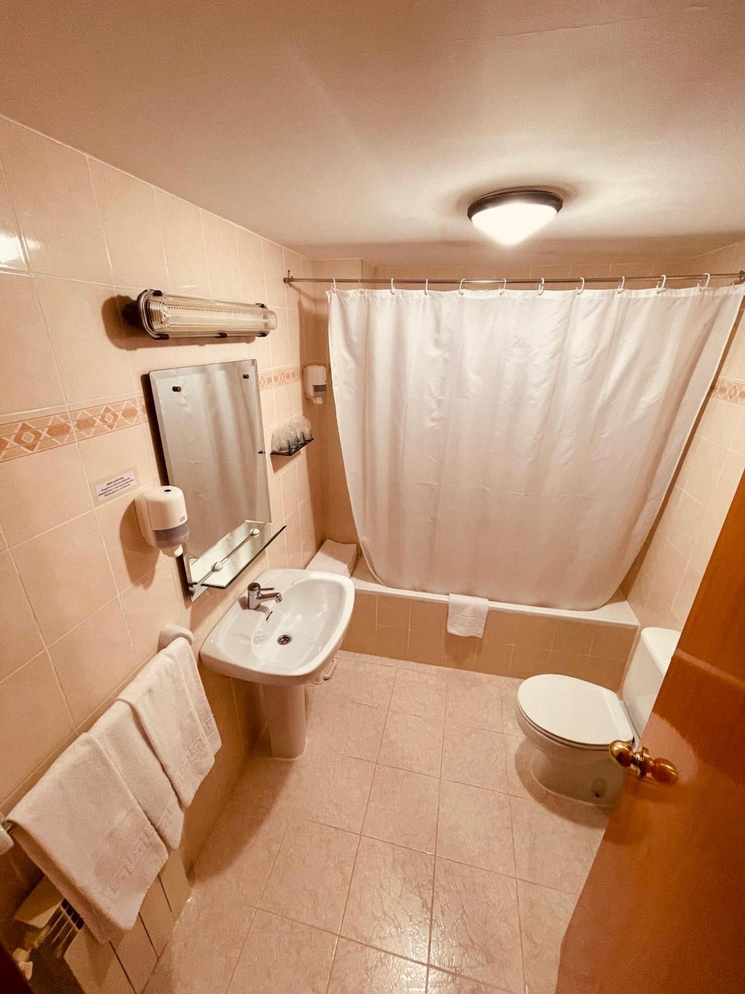 Hotel Orla 2*